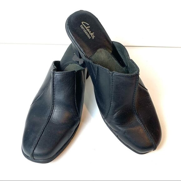 Womens 8M Clarks Black Slip On Shoes Mules Clogs 8 - Picture 2 of 11